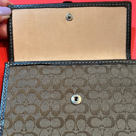 Coach Wallet - Picture 3 of 6
